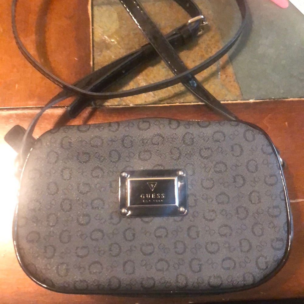 Guess crossbody bag